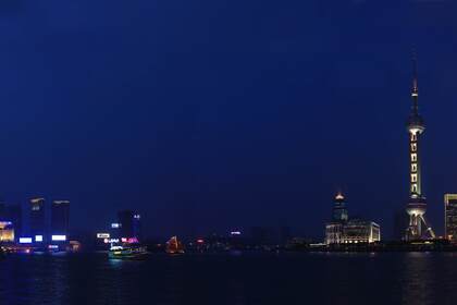 上海夜景壁纸，静籁寂静的夜