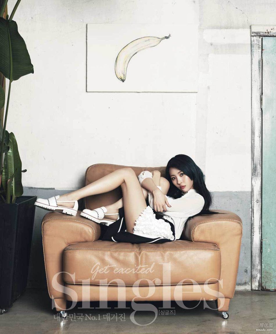 韩国美女歌手宣美 颓废优雅写真图片