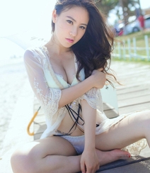 秀人模特海边木栈道清凉写真组图6