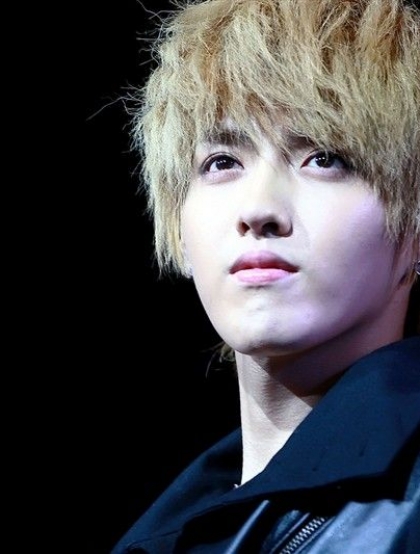 吴亦凡帅气写真-EXO成员吴亦凡（Kris）写真大全