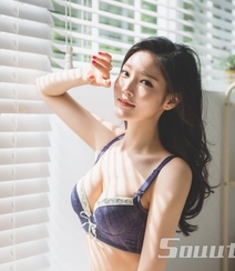 韩国美女“润贞”唯美内衣写真组图10