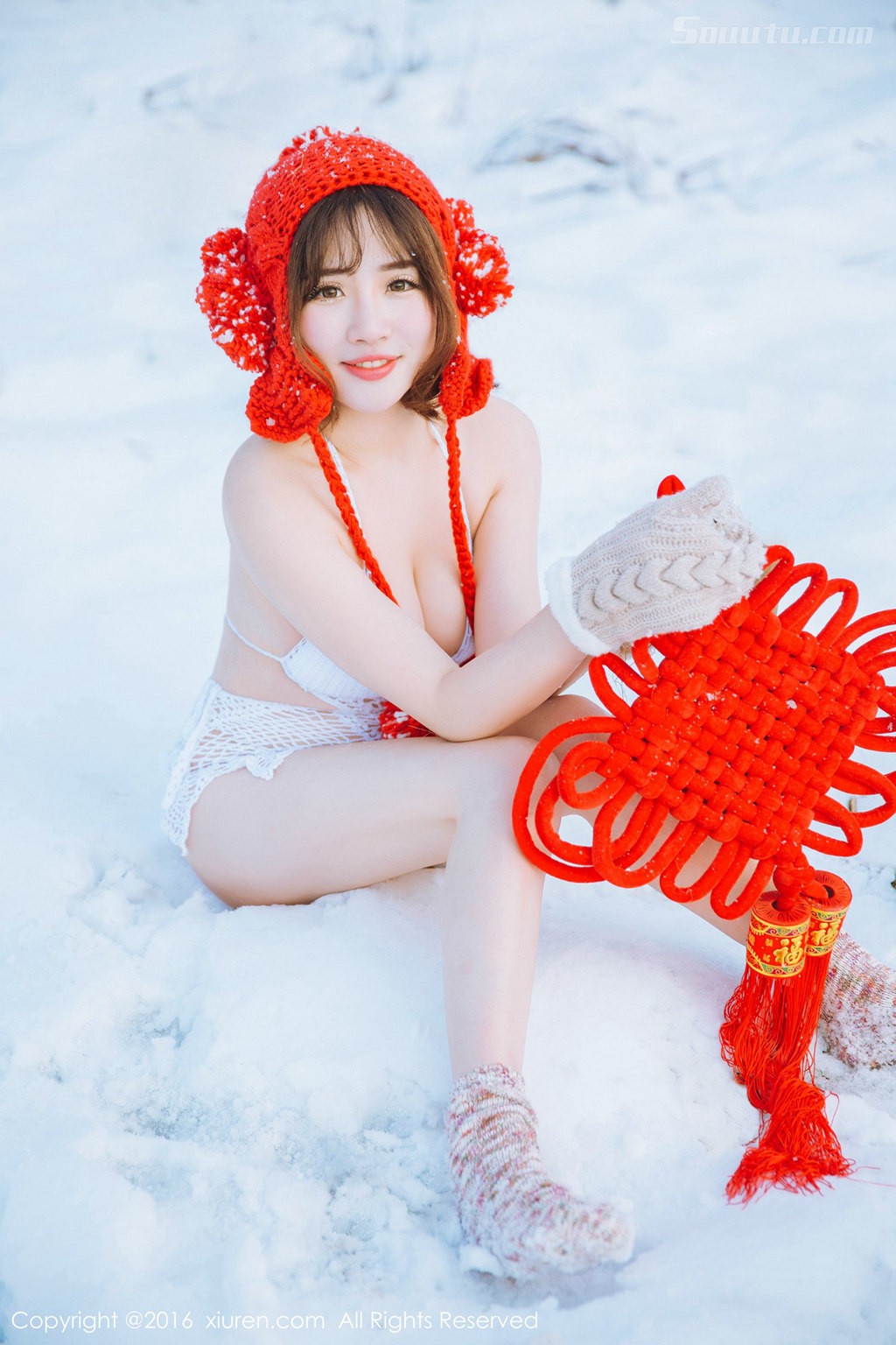 雪地里的养眼美模徐cake 唯美户外内衣写真美图套图31