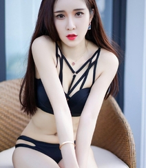 美女模特Eva_茜茜性感高清比基尼海边写真组图2