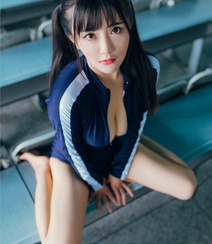 巨乳美少女阿乖Kiddo紧身制服高清写真图集组图12