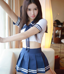 甜甜的小酒窝~性感可爱美女程程CC高清学生装制服写真