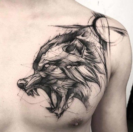 狼头图腾纹身，凶狠霸气张大嘴巴的饿狼纹身图案欣赏图片