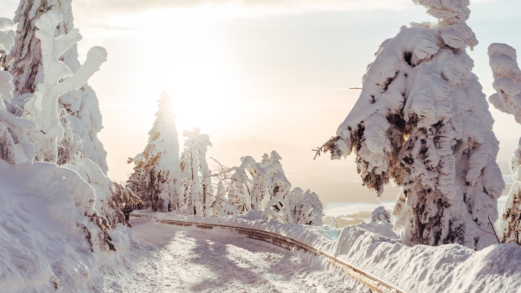 雪景桌面壁纸-皑皑白雪下的各地风景壁纸美图套图5