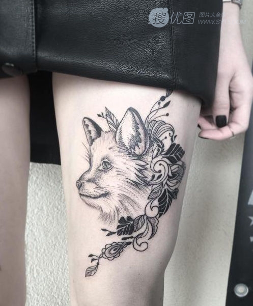 美女大腿彩色与黑白两种性感狐狸纹身大图案图集图片
