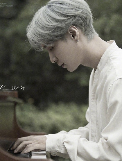 张艺兴酷帅银白发型打造新歌《我不好》MV森系造型写真图片