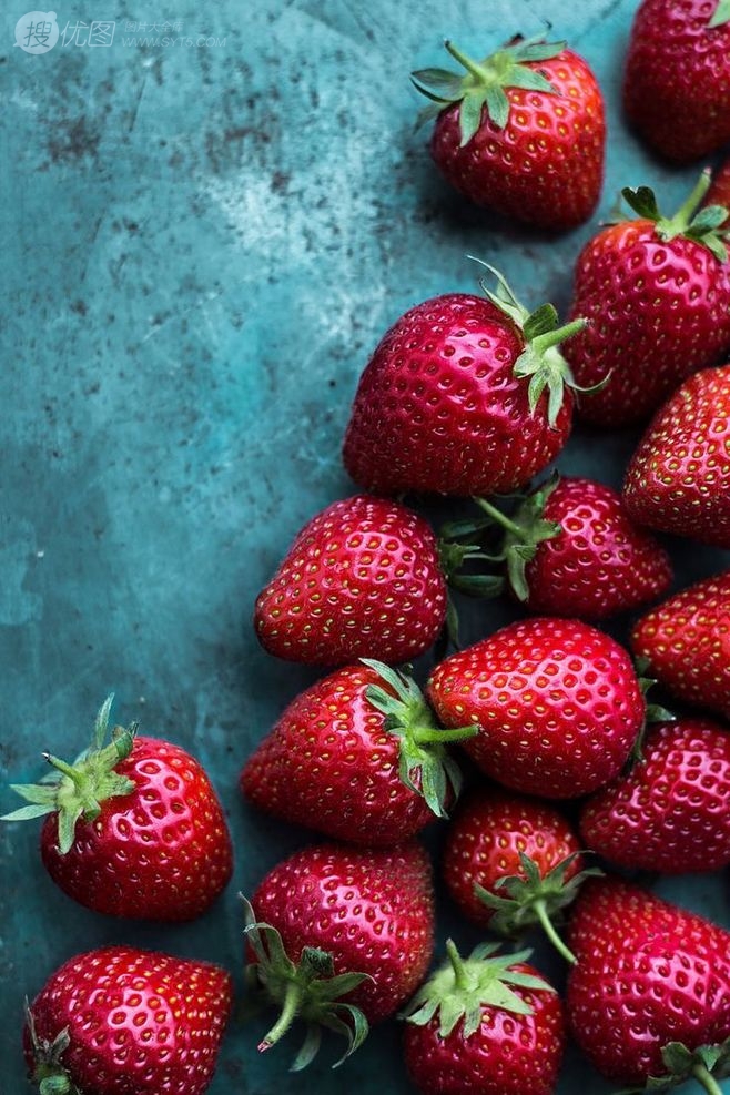 草莓图片，红色诱人新鲜好看的草莓图片图片