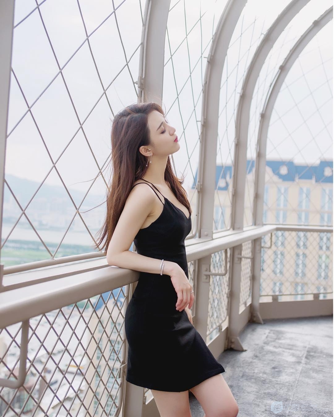 性感女神Crystal李倩倩自拍美图，生活照片图集套图7