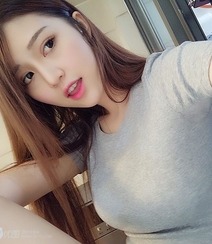 性感女神Crystal李倩倩自拍美图，生活照片图集组图19