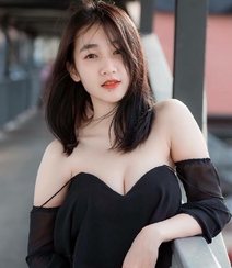 单眼皮性感白皙美女写真图集，还是那个爱笑的女孩组图2