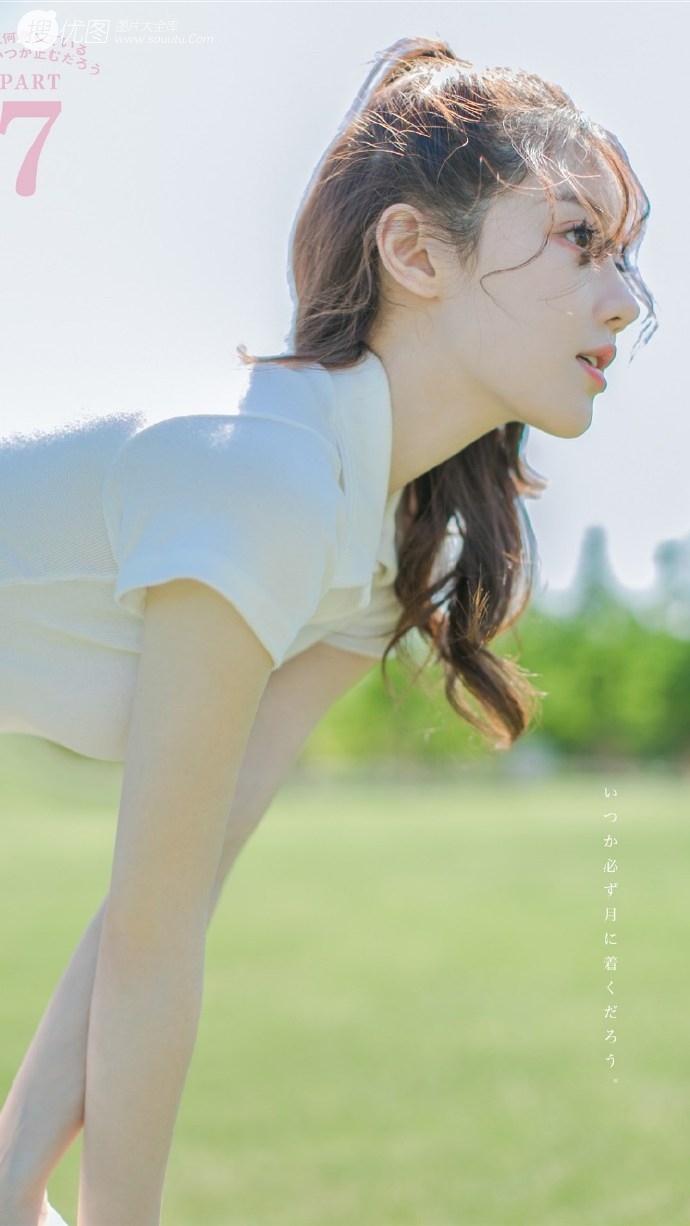 侧颜女神，运动风，打高尔夫球的极品短裙少女写真图片套图8