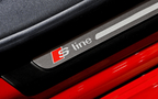 红色奥迪TT跑车高科技内饰及炫酷的车灯细节部分展示壁纸组图9