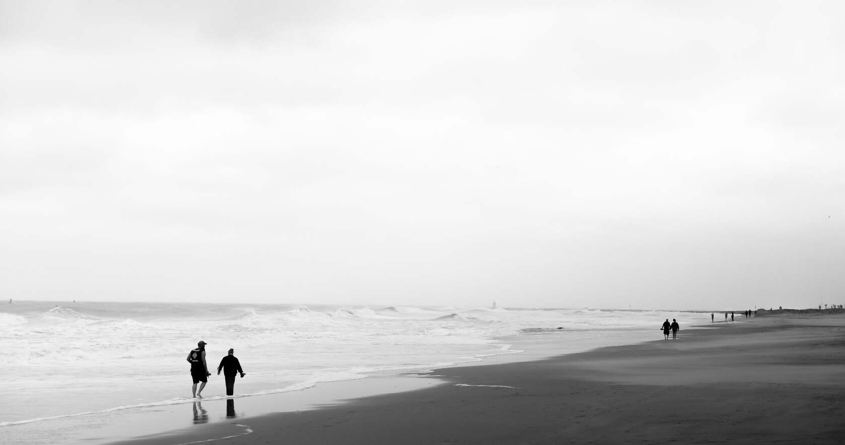 海边旅游圣地的沙滩浴场，唯美的沙滩高清4K壁纸图片套图8