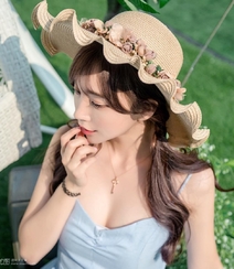 嘴唇很有特色的韩国美女金道妍性感自拍，写真，生活照图集组图14