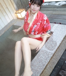 妖娆丰满和服美女朱可儿室外雪山温泉山庄性感湿身写真图片组图14