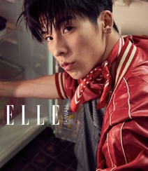 台湾帅气演员许光汉时尚潮流穿着登《ELLE》杂志写真图集组图4