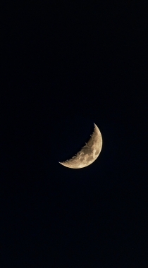 唯美的半月月亮高清手机壁纸组图3