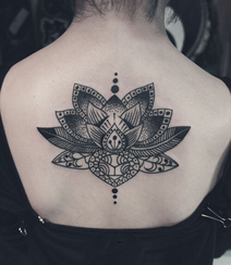 梵花纹身图案，女生背部精美好看的梵花纹身图案图片组图4