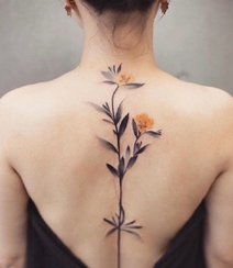 花朵花卉纹身， 女性背部炫彩浪漫的花卉系列纹身图案图片组图5
