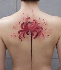 花朵花卉纹身， 女性背部炫彩浪漫的花卉系列纹身图案图片组图7