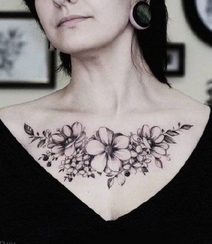 性感、个性、另类的女性胸前，肩胛处花卉类纹身大图案图片作品组图8