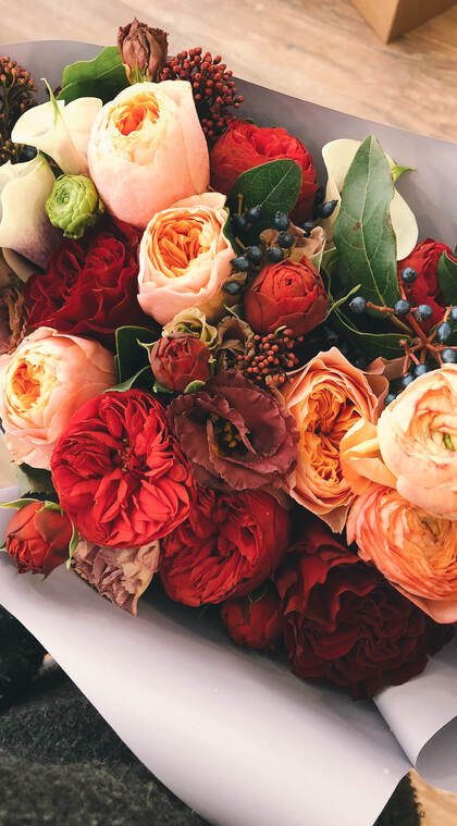 美丽的玫瑰花束插花艺术高清植物手机壁纸