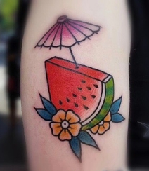 好多可爱的水果，女生身体各部位的可爱水果彩绘纹身图片组图8