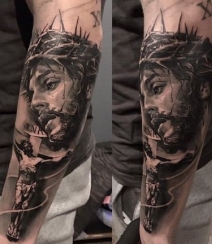 耶稣纹身，宗教类纹身图案耶稣精美创意纹身图片作品组图4