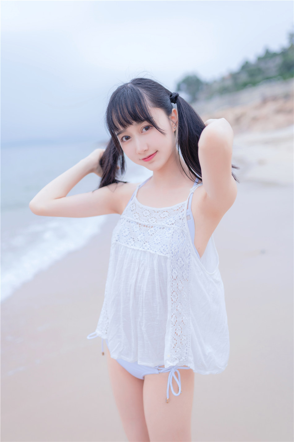 夏日海边穿着清凉的双马尾辫软萌妹子唯美清新写真图片套图3