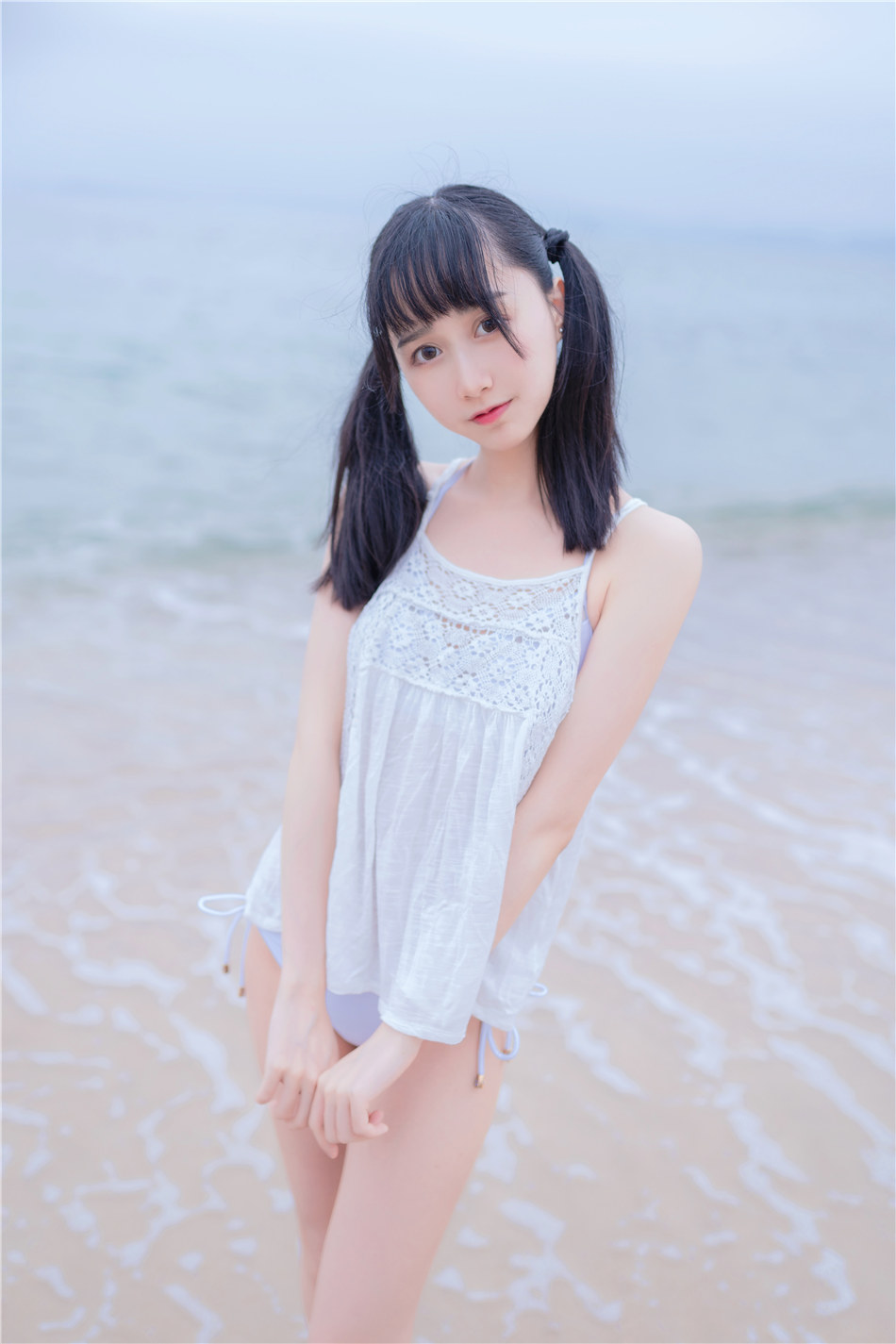 夏日海边穿着清凉的双马尾辫软萌妹子唯美清新写真图片套图9