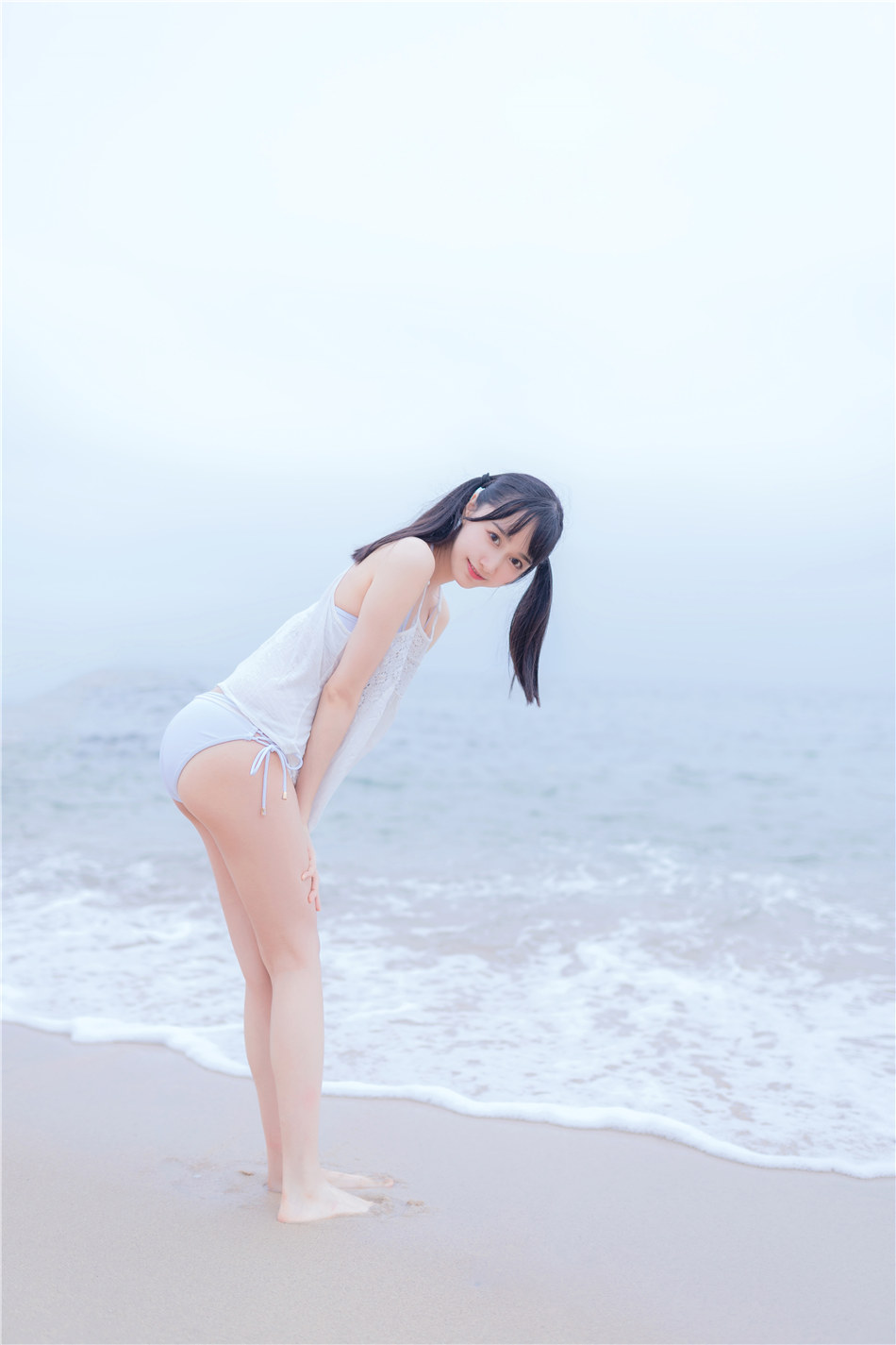 夏日海边穿着清凉的双马尾辫软萌妹子唯美清新写真图片图片