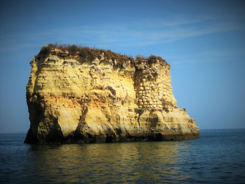 葡萄牙阿尔加维海岸线，海边，沙滩，岛屿风景图片