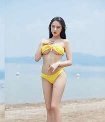 沙滩美女何嘉颖性感旅拍写真图片组图11