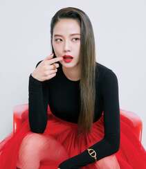 BLACKPINK女团成员金智秀时尚酷美杂志写真图片