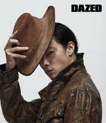 韩国帅哥男演员柳俊烈多套个性硬朗风格装扮写真杂志图片组图3