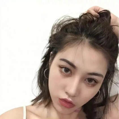 好看的欧美高级脸女生，各种不同复古气质的ins超火欧美女生微信头像图片