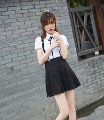 性感白衬衫黑短裙学生制服美女奶茶Emily魅惑cos女特工写真特辑组图24