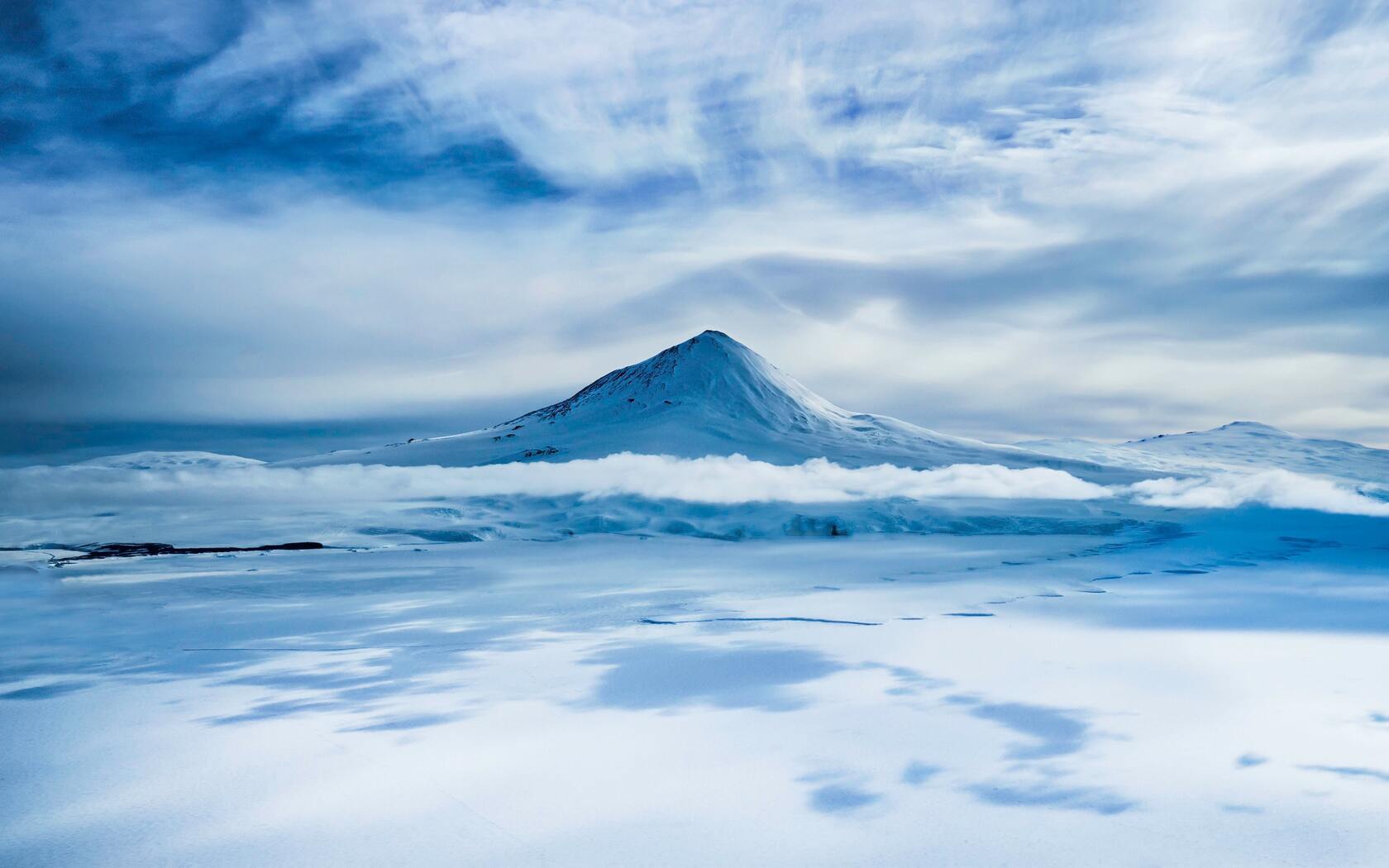 让人心旷神怡的雪山壁纸套图，白茫茫的雪山太美了套图1