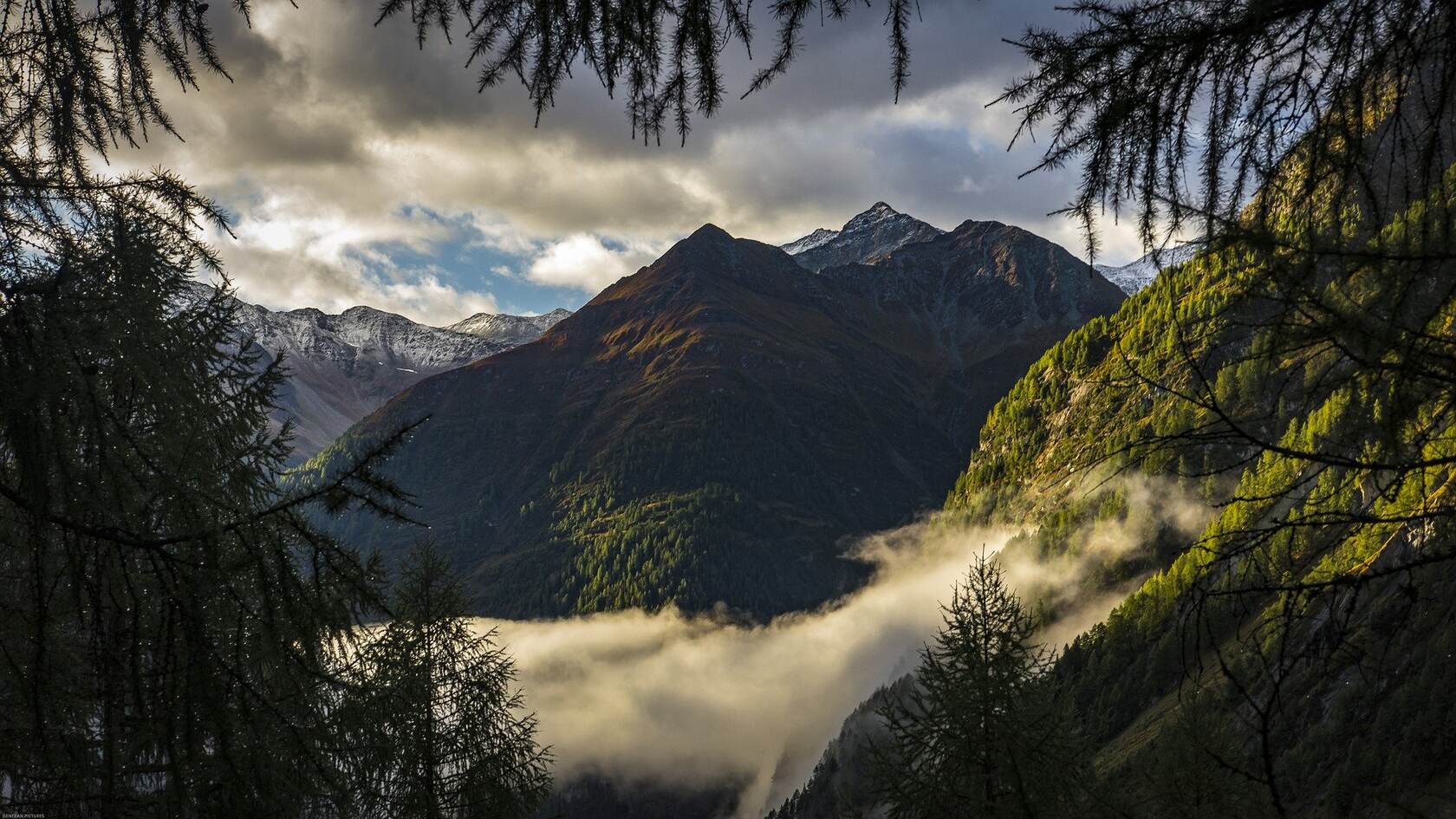阿尔卑斯山 高山 秋季 景观 山 云等全景风景桌面壁纸图片