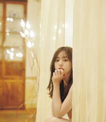 日本美女演员、平面模特新木优子性感吊带睡裙私房浴室，床上写真图片组图7