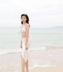 海边沙滩比基尼白裙美女安琪Yee性感旅拍写真显完美迷人身材组图16
