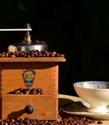 晒干烘干好的咖啡豆唯美高清摄影美图组图1