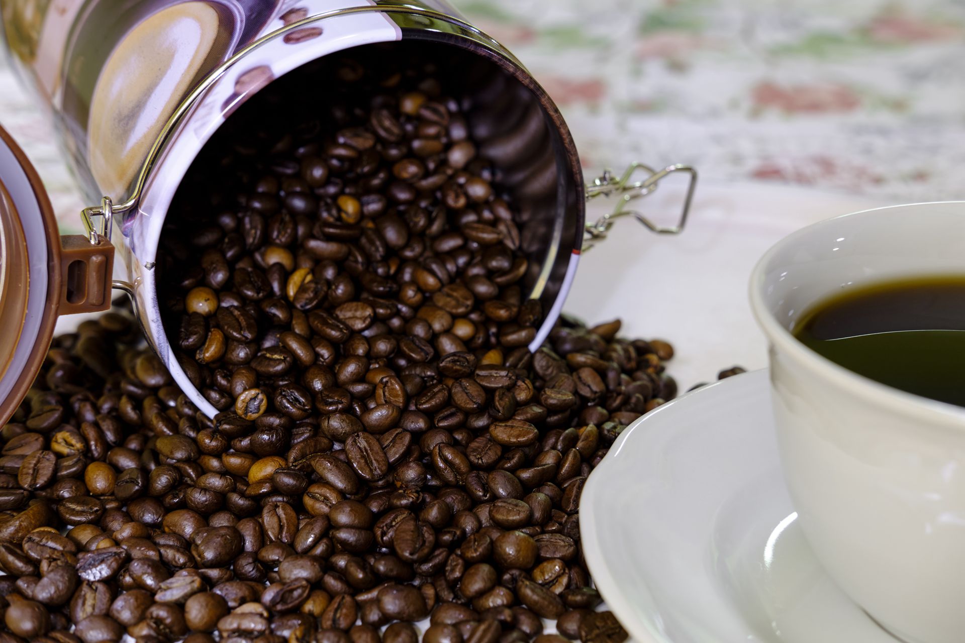 晒干烘干好的咖啡豆唯美高清摄影美图图片