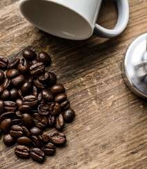 晒干烘干好的咖啡豆唯美高清摄影美图组图5