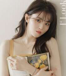 韩国微胖女神韩素希性感时尚穿搭登杂志写真图片组图2