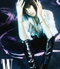 LISA时尚酷飒穿搭登某杂志八月刊性感图片组图5