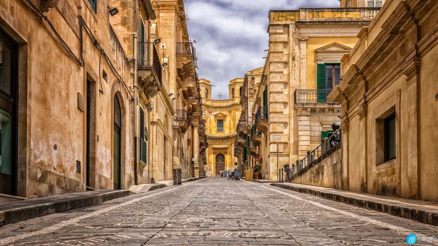 意大利西西里岛上的小镇，古堡，街道等唯美景色壁纸图片第1张图片